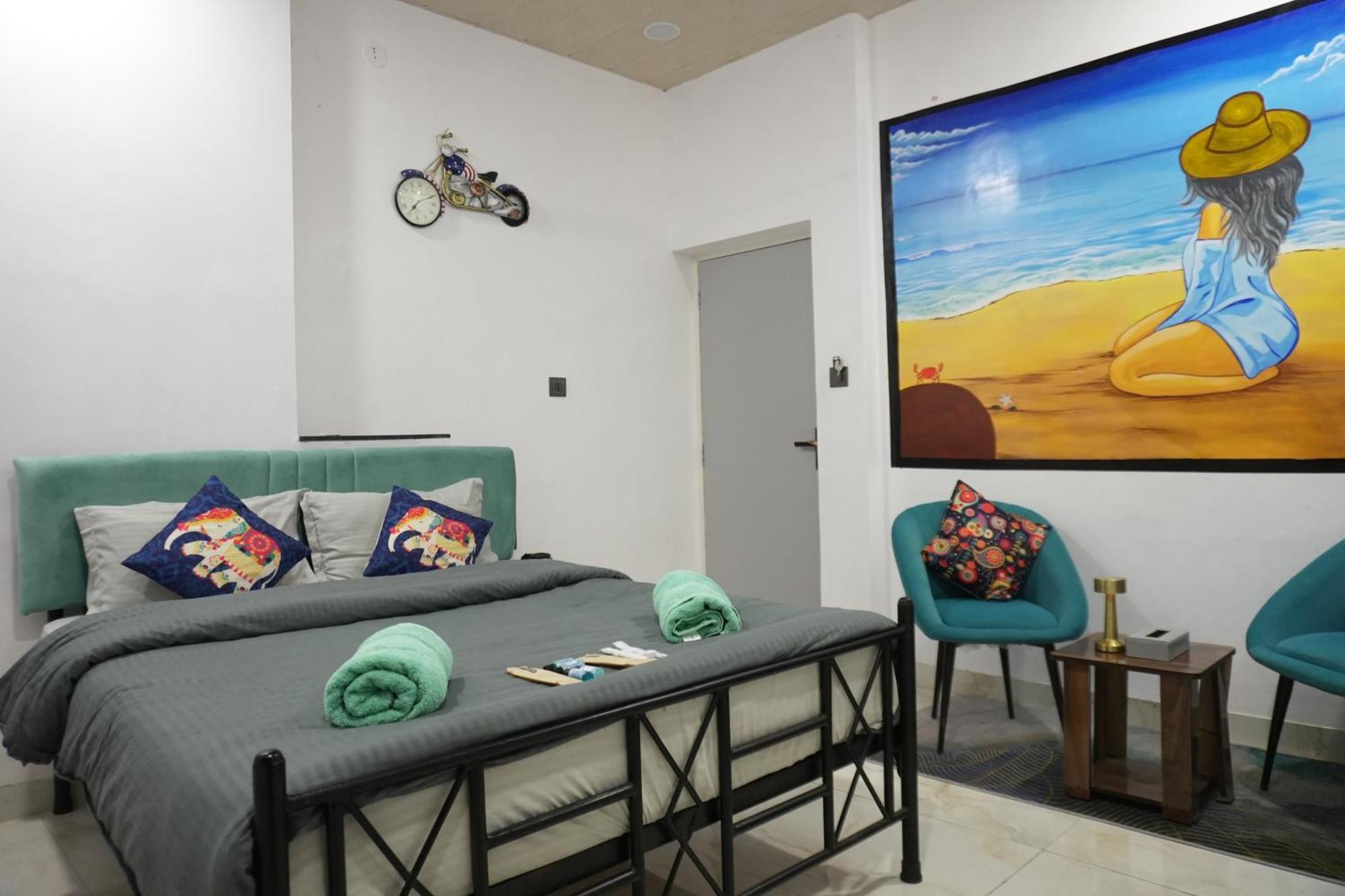Funky Backpackers Hotel Udaipur Bagian luar foto